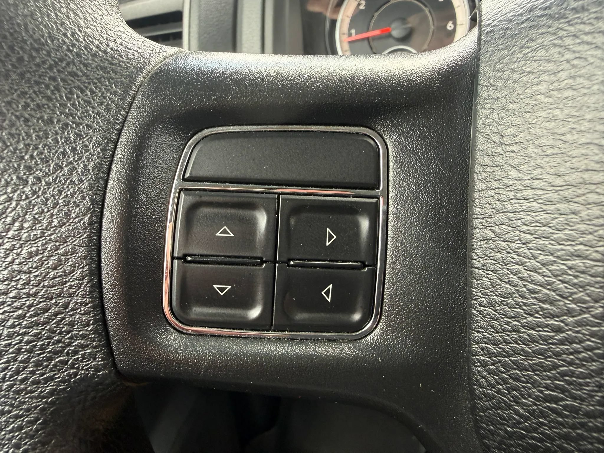 Used 2018 RAM 1500 Tradesman w/ Power & Remote Entry Group RWD image 25