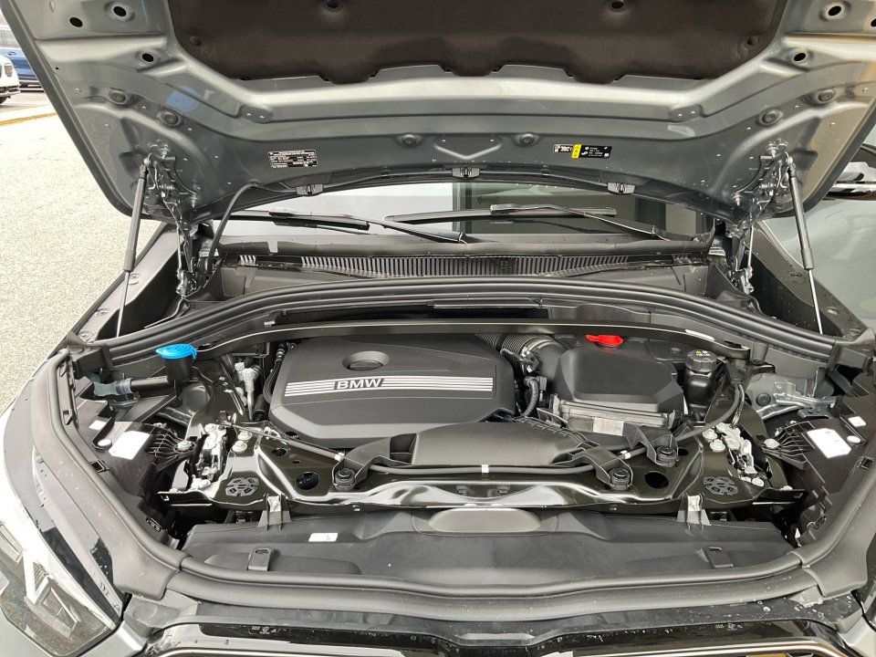 New 2026 BMW X2 xDrive28i w/ Technology Package image 16