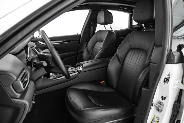 Used 2019 Maserati Levante image 28