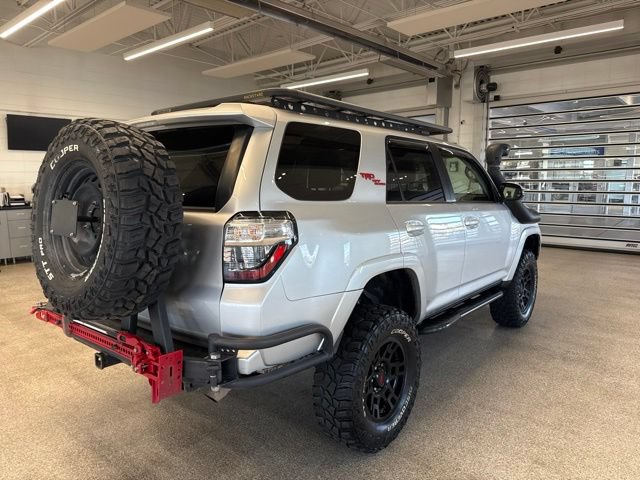 Used 2019 Toyota 4Runner TRD Off-Road Premium AWD/4WD image 5