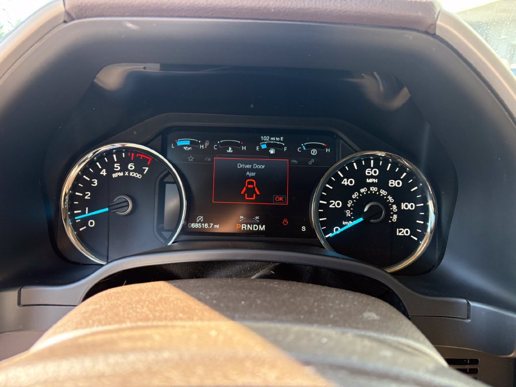 Used 2020 Ford F150 Lariat w/ Equipment Group 502A Luxury AWD/4WD image 20