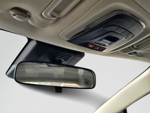 Used 2024 Toyota Corolla LE FWD image 28