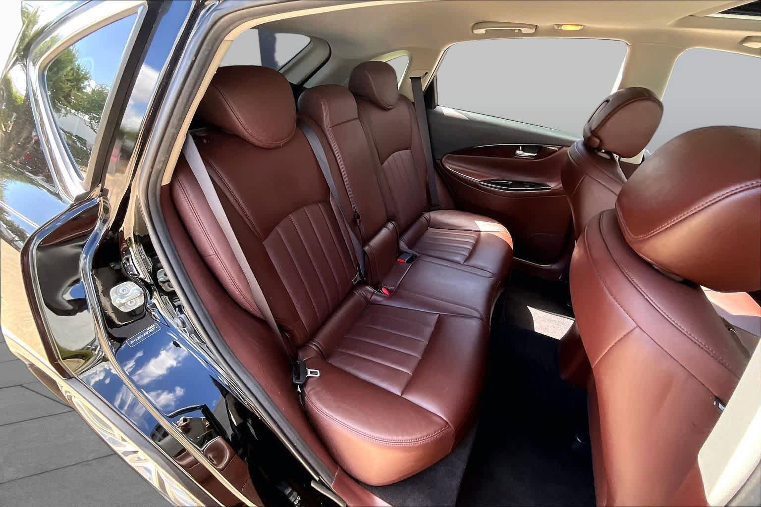 Used 2017 INFINITI QX50 2WD w/ Technology Package image 21
