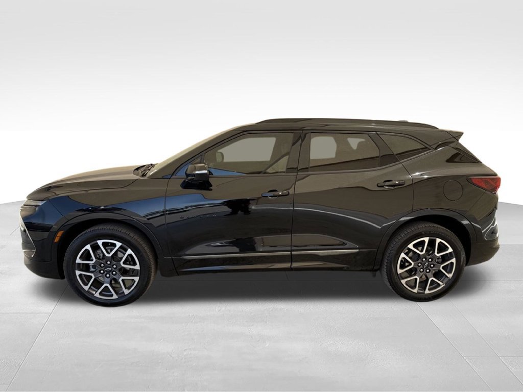 Used 2023 Chevrolet Blazer RS w/ Enhanced Convenience Package FWD image 7