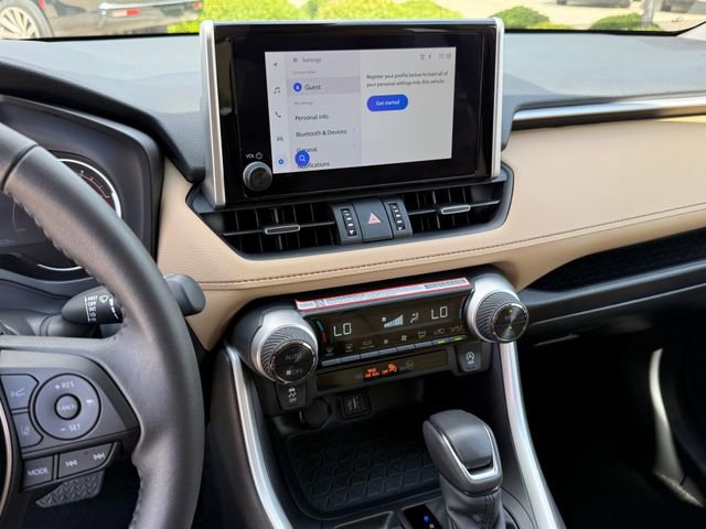 Used 2025 Toyota RAV4 XLE Premium image 22