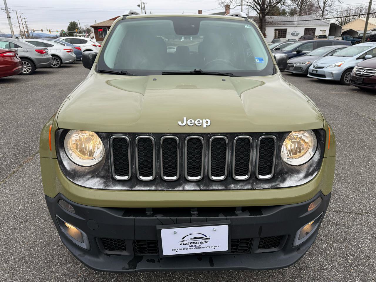Used 2015 Jeep Renegade Limited FWD image 2