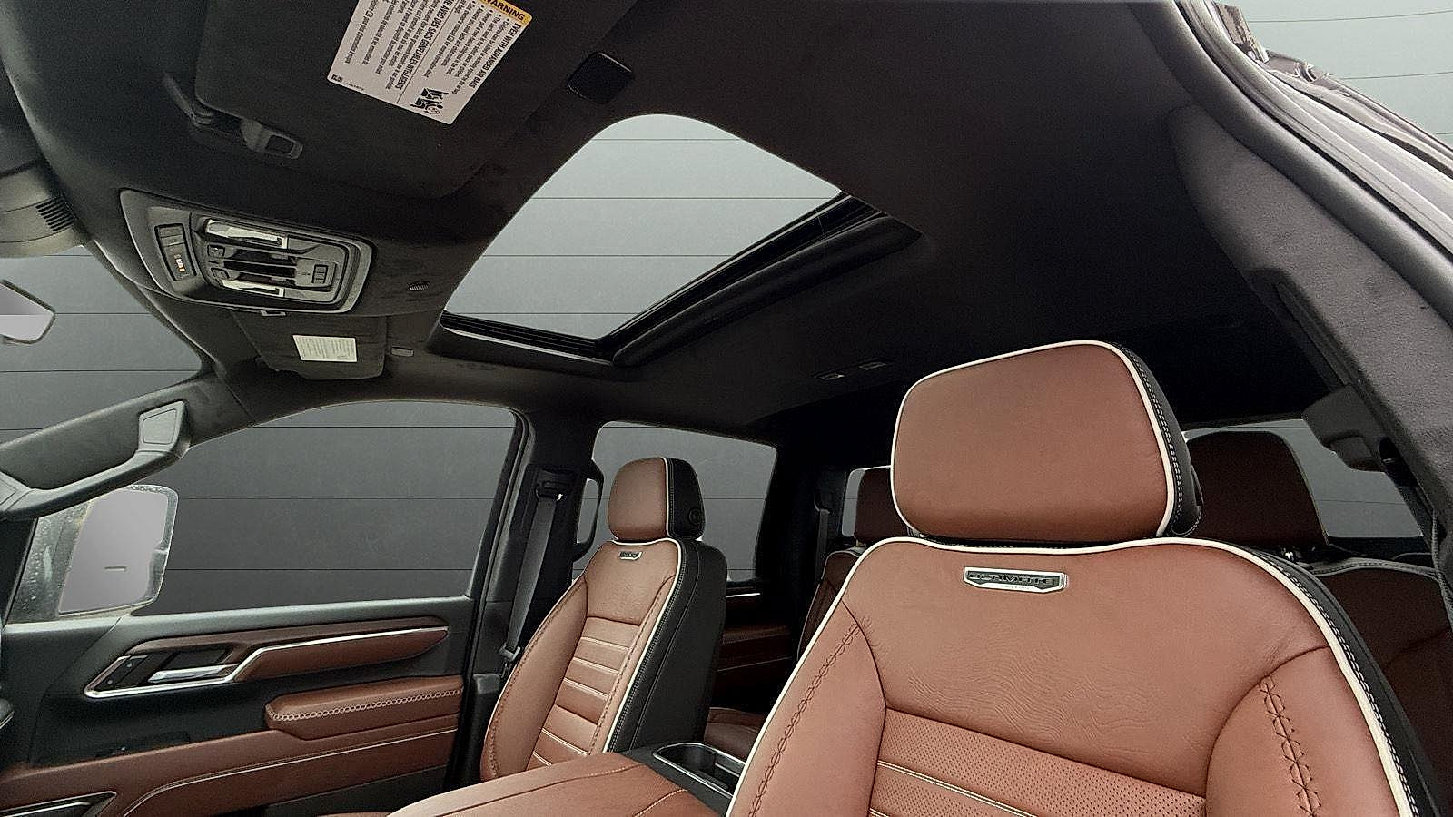 New 2025 GMC Sierra 3500 Denali Ultimate AWD/4WD image 15