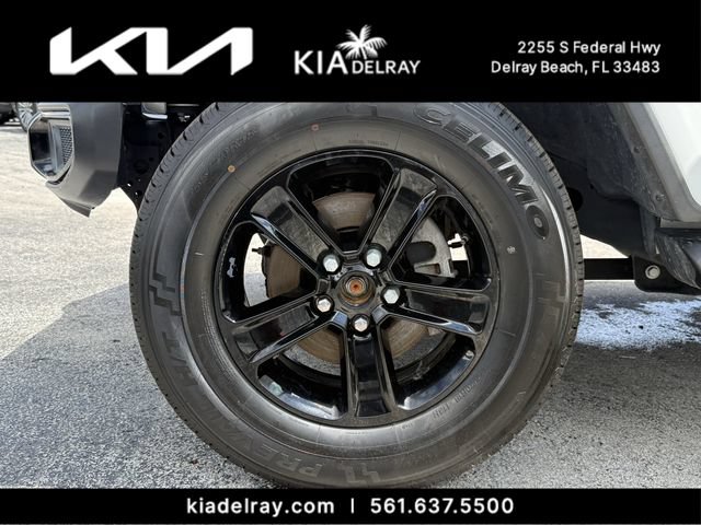Used 2021 Jeep Wrangler Unlimited Sahara AWD/4WD image 35