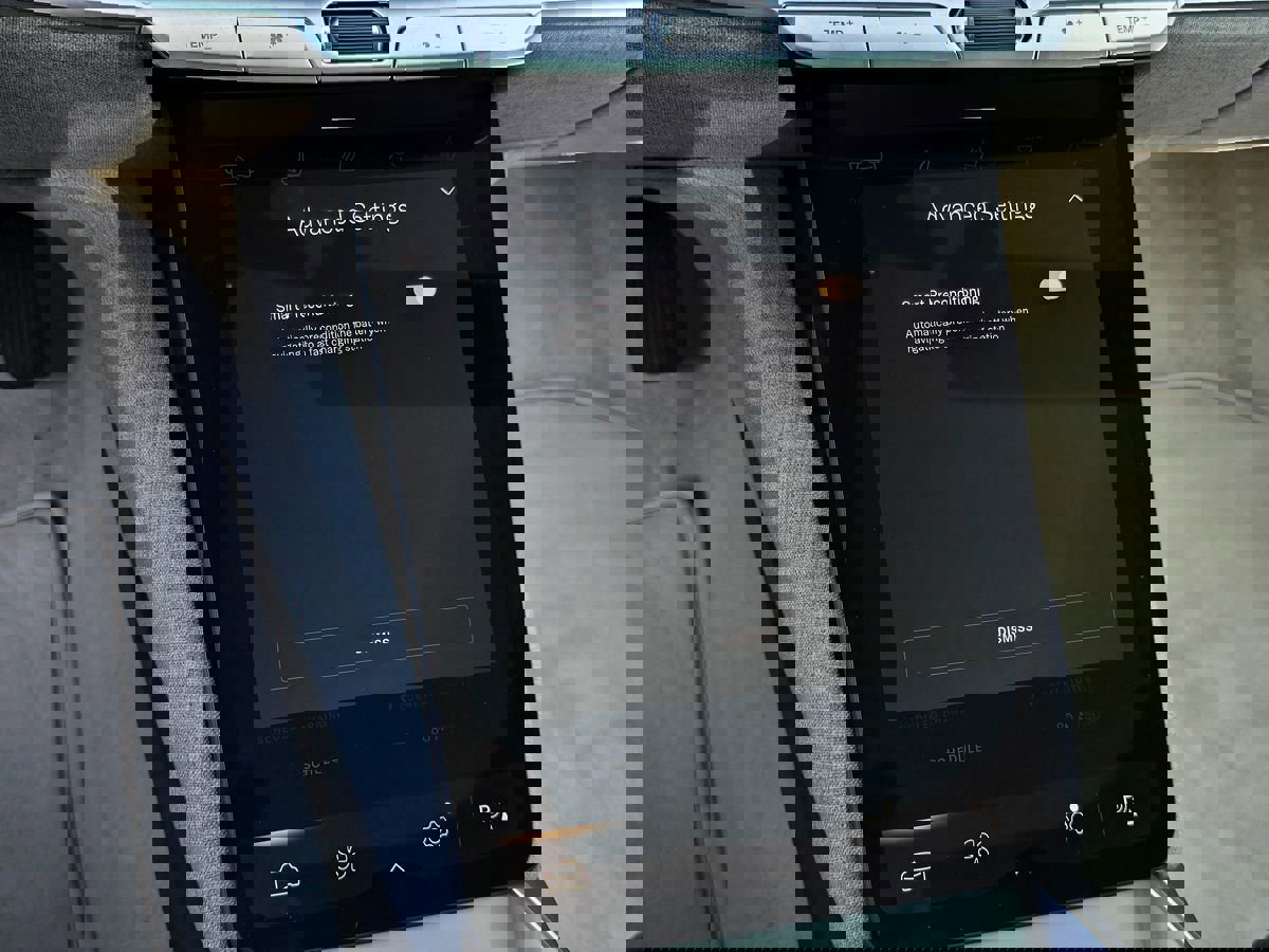 Used 2022 Lucid Air Grand Touring image 48