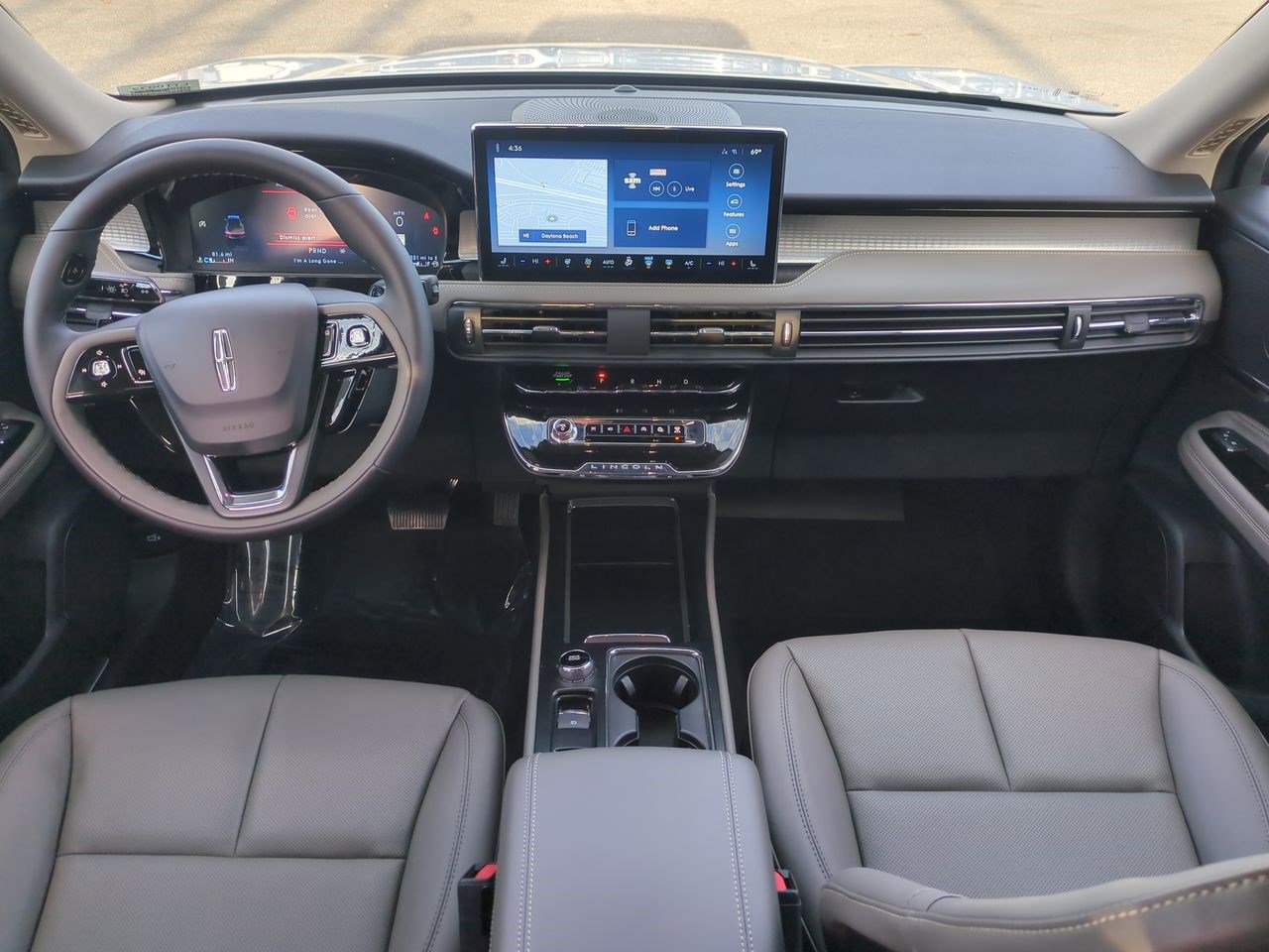 New 2026 Lincoln Corsair Premiere image 14