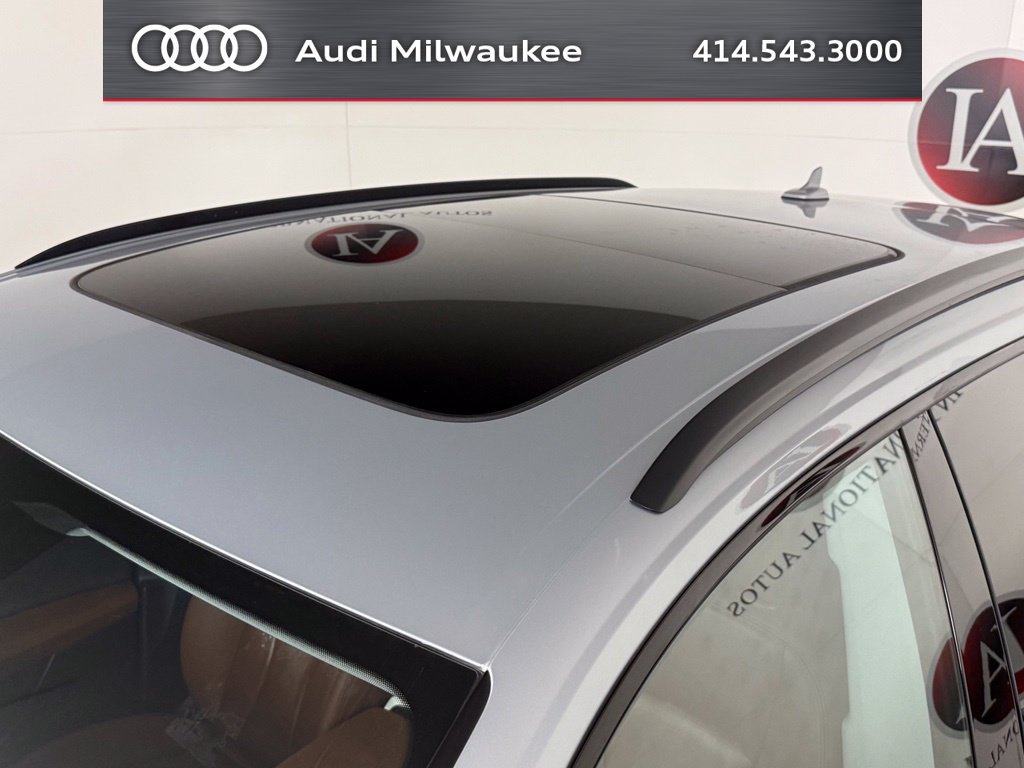 Used 2023 Audi Q8 Premium w/ Convenience Package AWD/4WD image 11