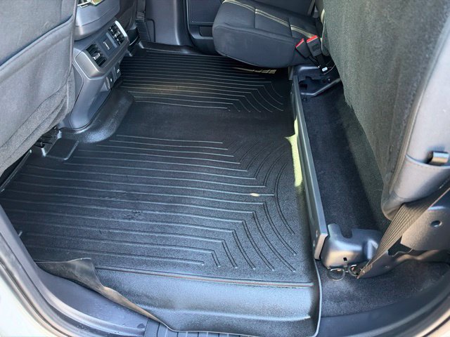 Used 2024 Ford F150 XLT w/ XLT Black Appearance Package RWD image 23