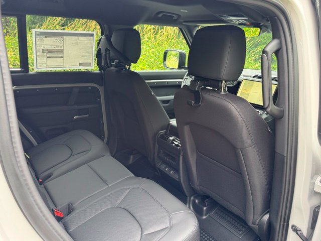 New 2026 Land Rover Defender 110 S AWD/4WD image 16
