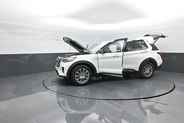 New 2026 Ford Explorer Platinum RWD image 41