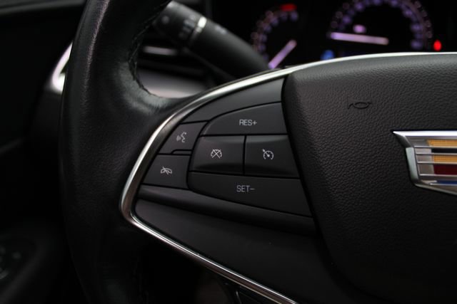Used 2019 Cadillac XT5 Premium Luxury AWD/4WD image 9