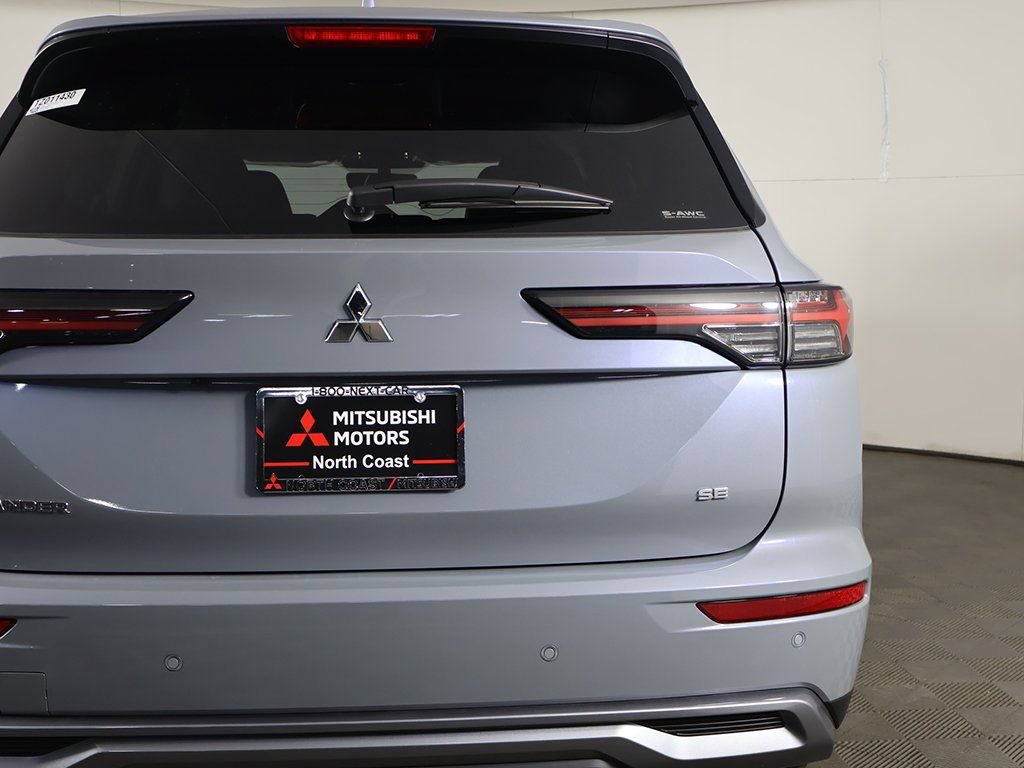 New 2026 Mitsubishi Outlander SE AWD/4WD image 18