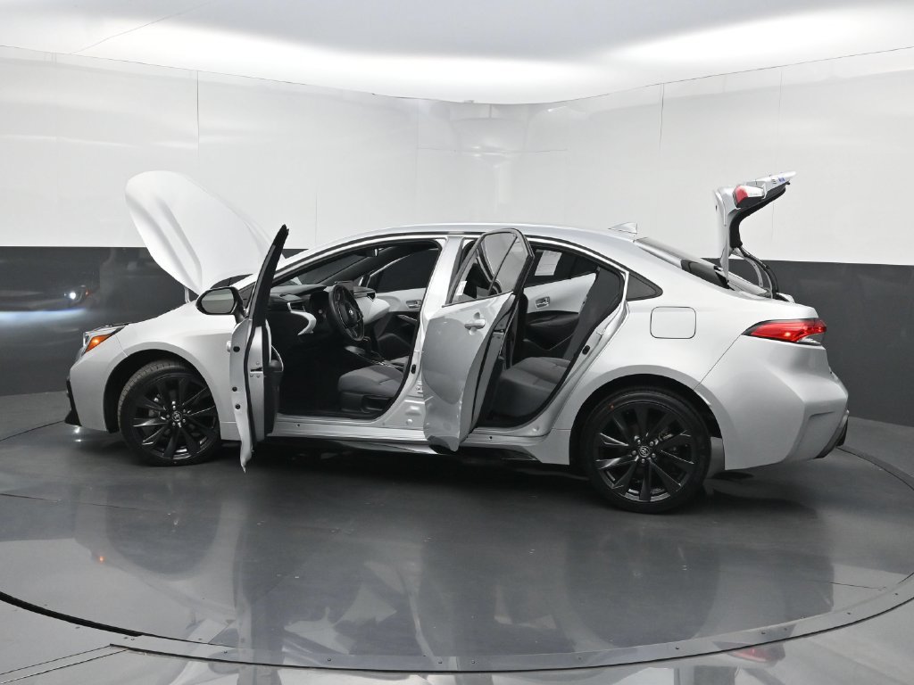 Used 2024 Toyota Corolla SE FWD image 35