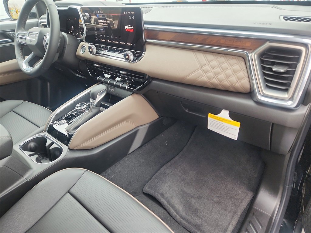 New 2026 GMC Canyon Denali image 24