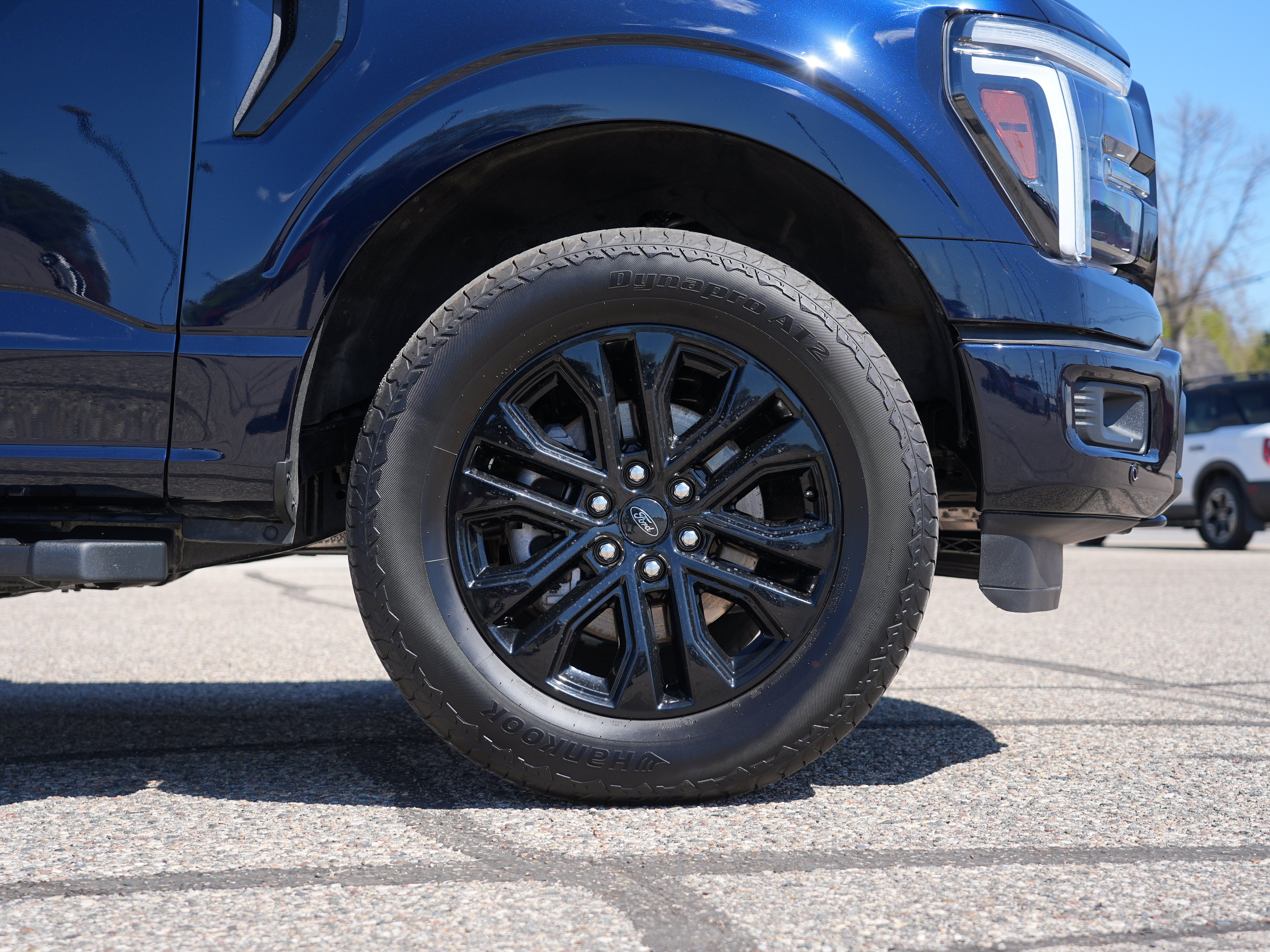 Used 2025 Ford F150 Lariat w/ Equipment Group 501A Mid AWD/4WD image 13
