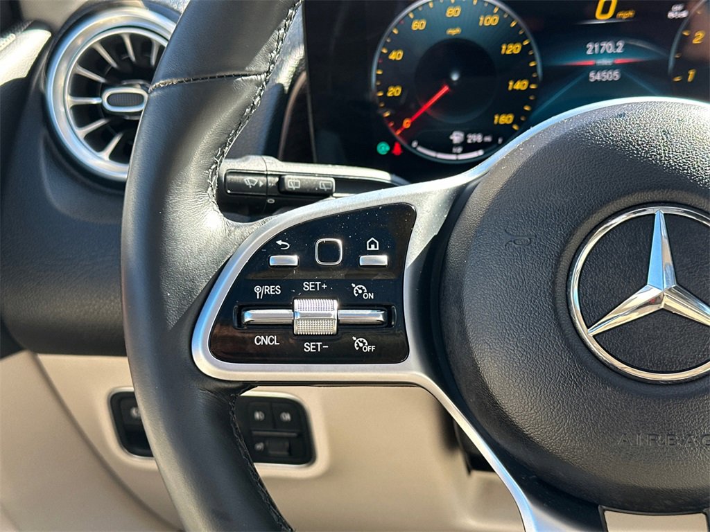 Used 2023 Mercedes-Benz GLB 250 4MATIC image 23