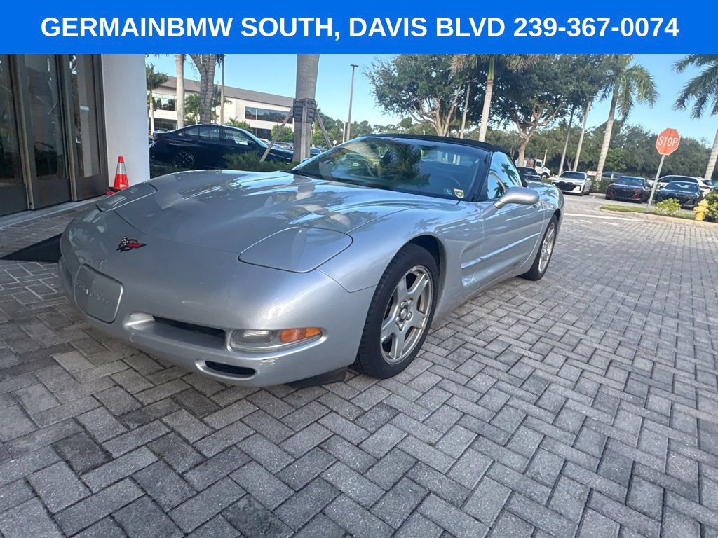 Used 1999 Chevrolet Corvette Convertible RWD image 2