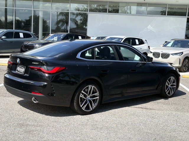 Used 2026 BMW 430i w/ Premium Package RWD image 3