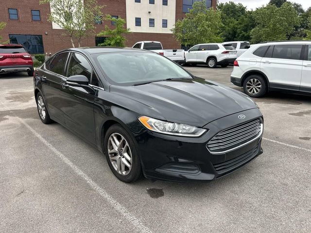 Used 2014 Ford Fusion SE FWD image 3