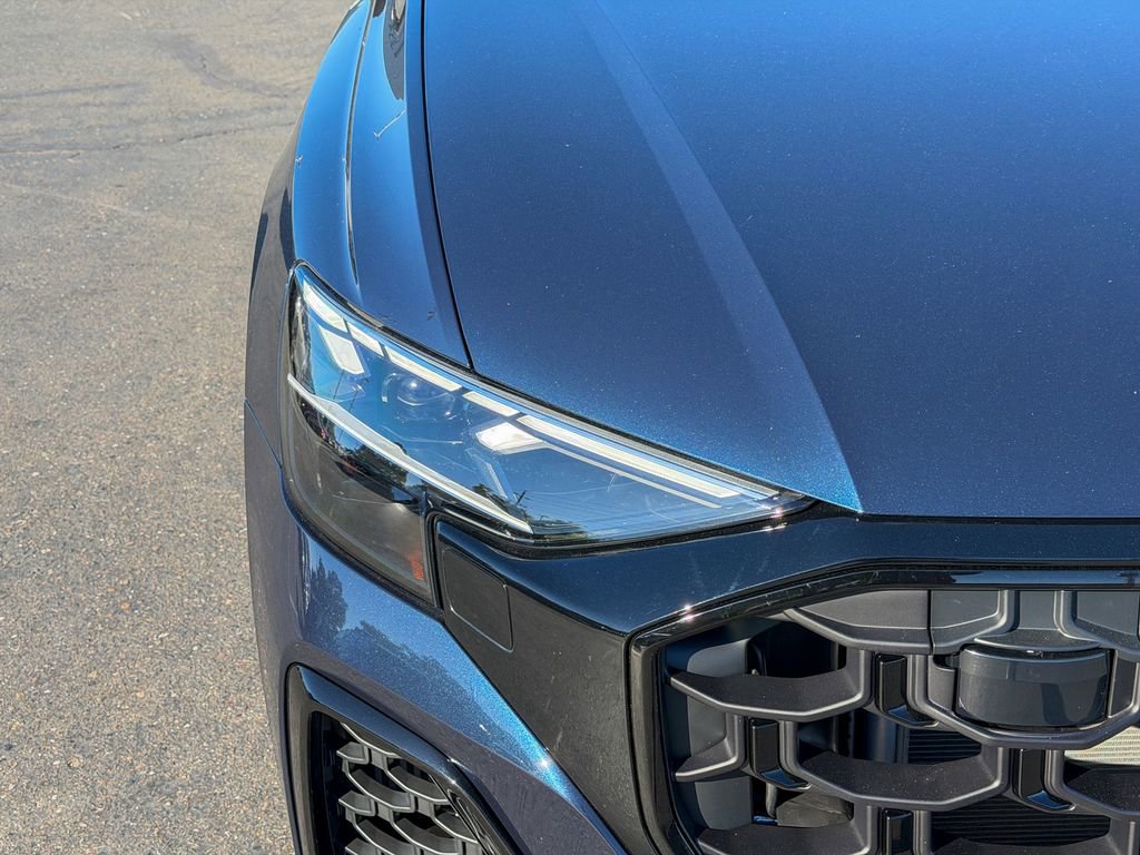 Used 2025 Audi Q8 Premium Plus w/ Premium Plus Package image 5