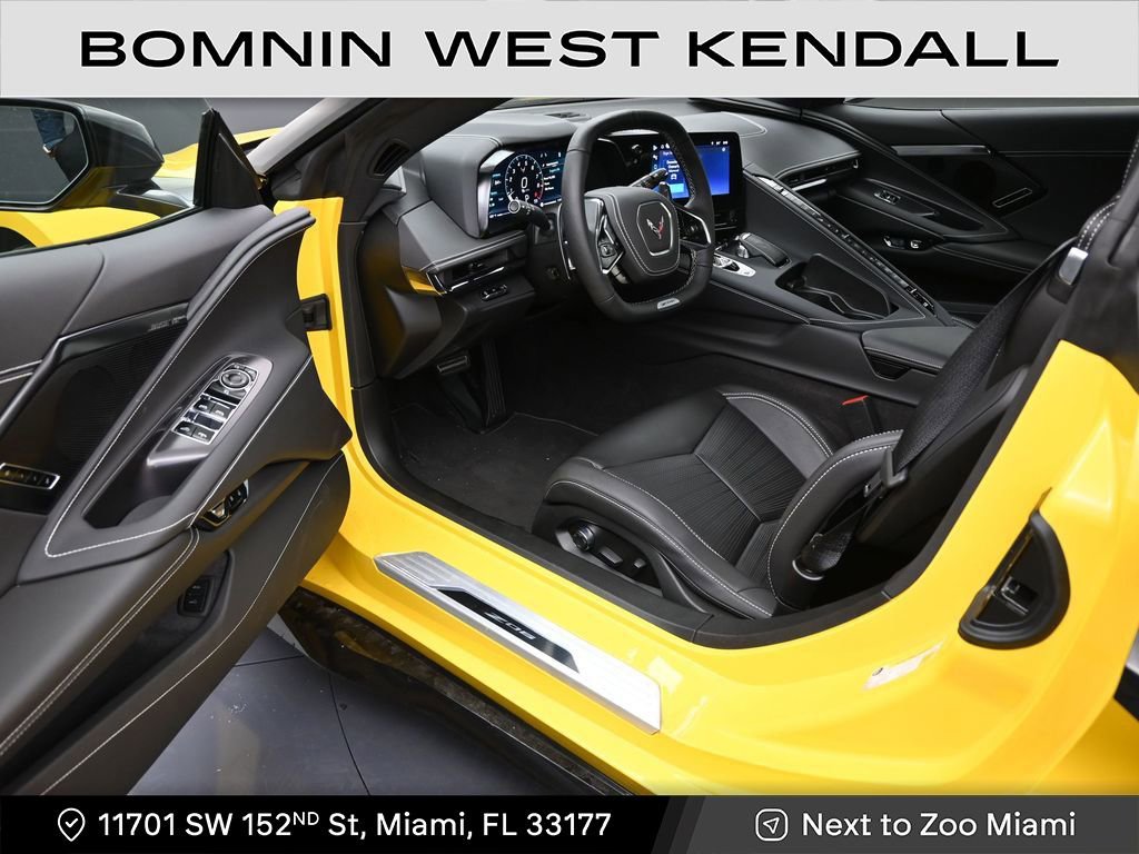 Used 2025 Chevrolet Corvette Z06 w/ Stealth Interior Trim Package image 11