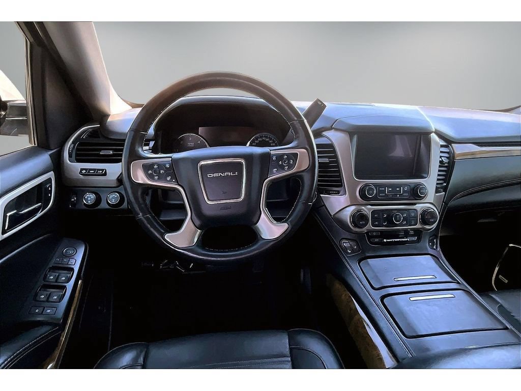 Used 2017 GMC Yukon Denali w/ Open Road Package AWD/4WD image 8
