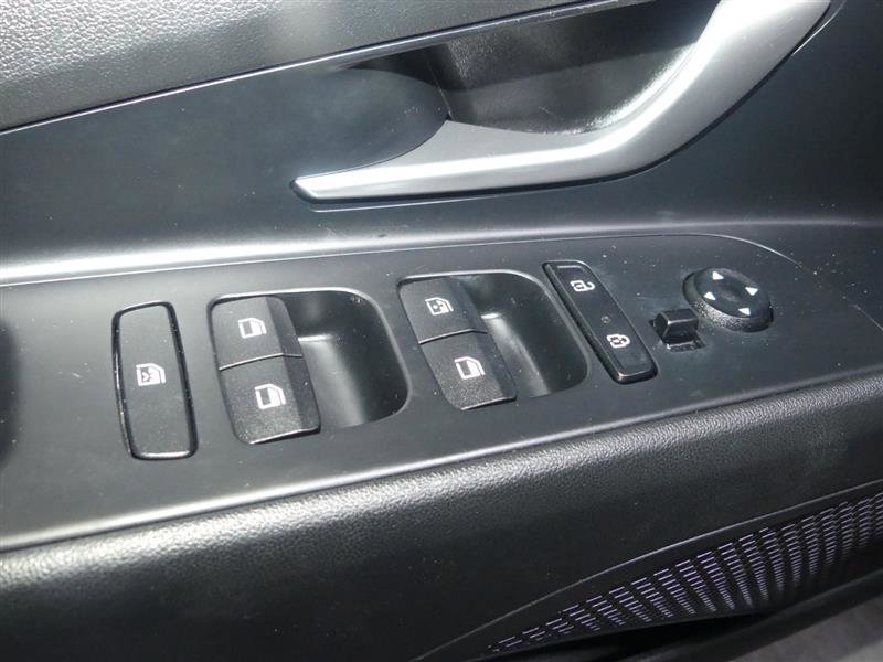 Used 2021 Hyundai Elantra SEL w/ Convenience + Premium Package FWD image 20