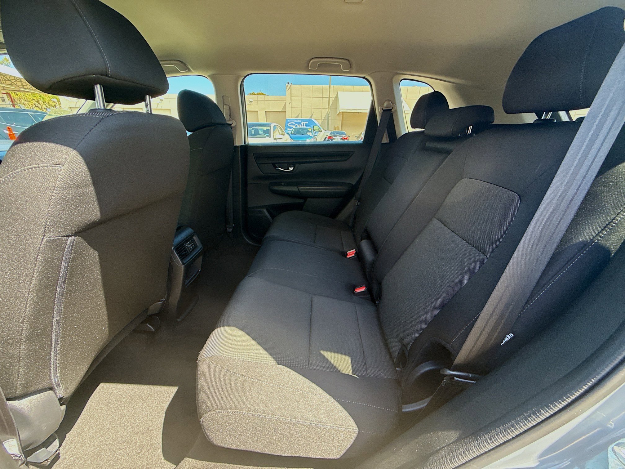 Used 2025 Honda CR-V LX image 23