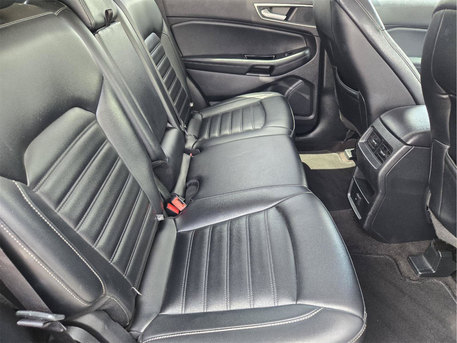 Used 2020 Ford Edge SEL AWD/4WD image 31