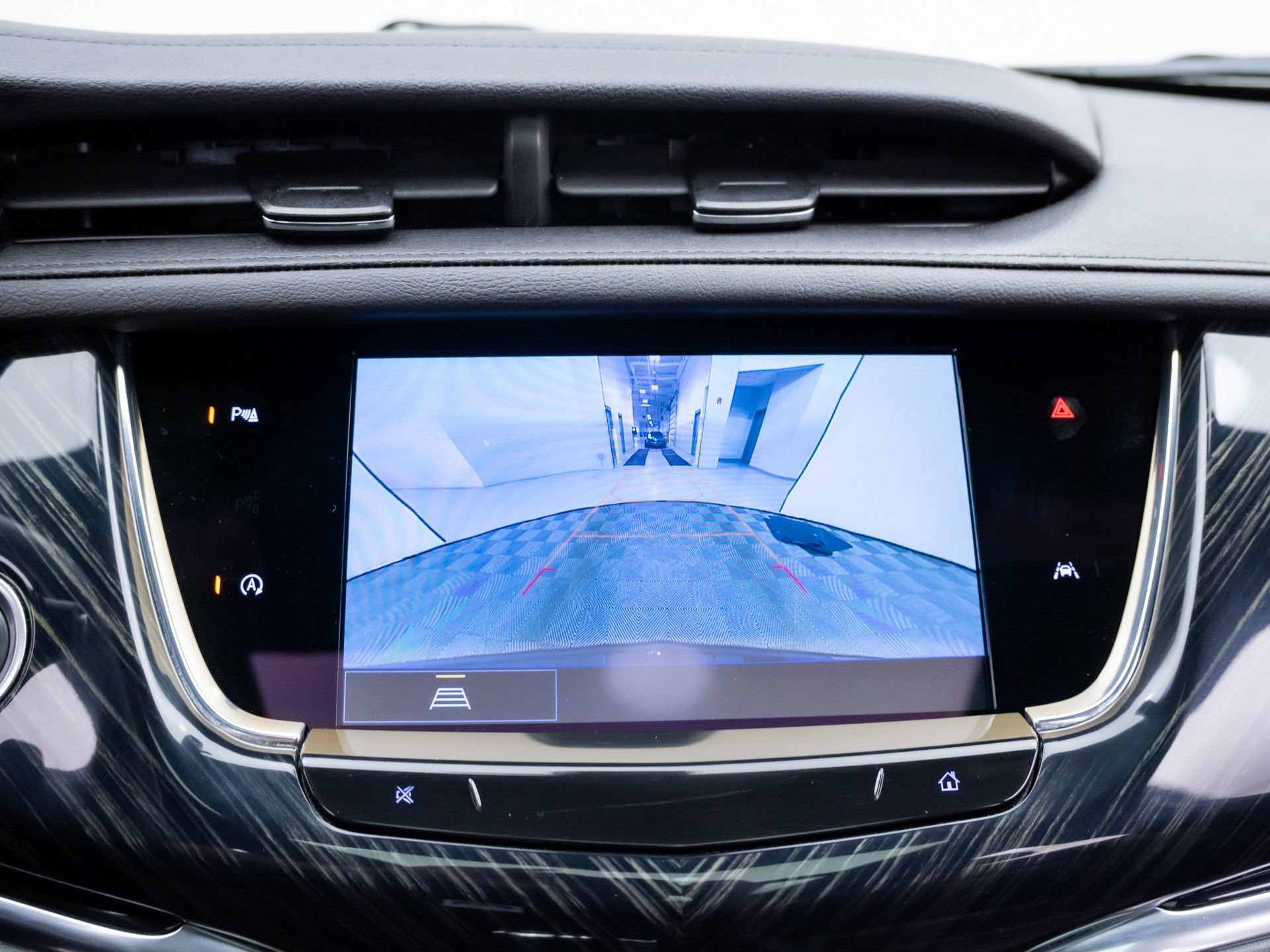 Certified 2023 Cadillac XT6 Premium Luxury AWD/4WD image 30