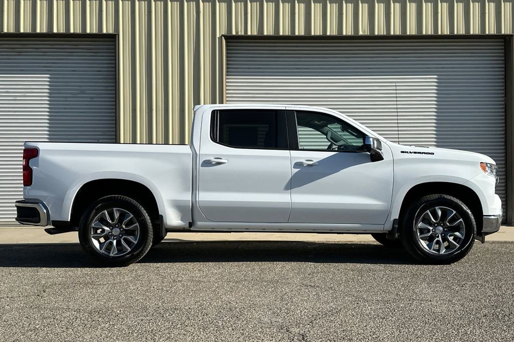 New 2025 Chevrolet Silverado 1500 LT w/ Safety Package RWD image 8