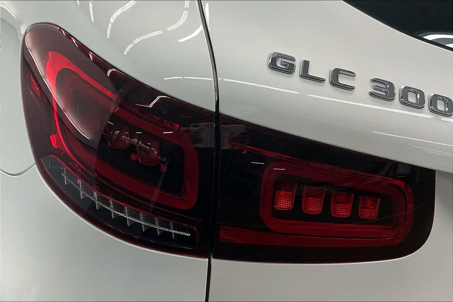 Used 2022 Mercedes-Benz GLC 300 image 28