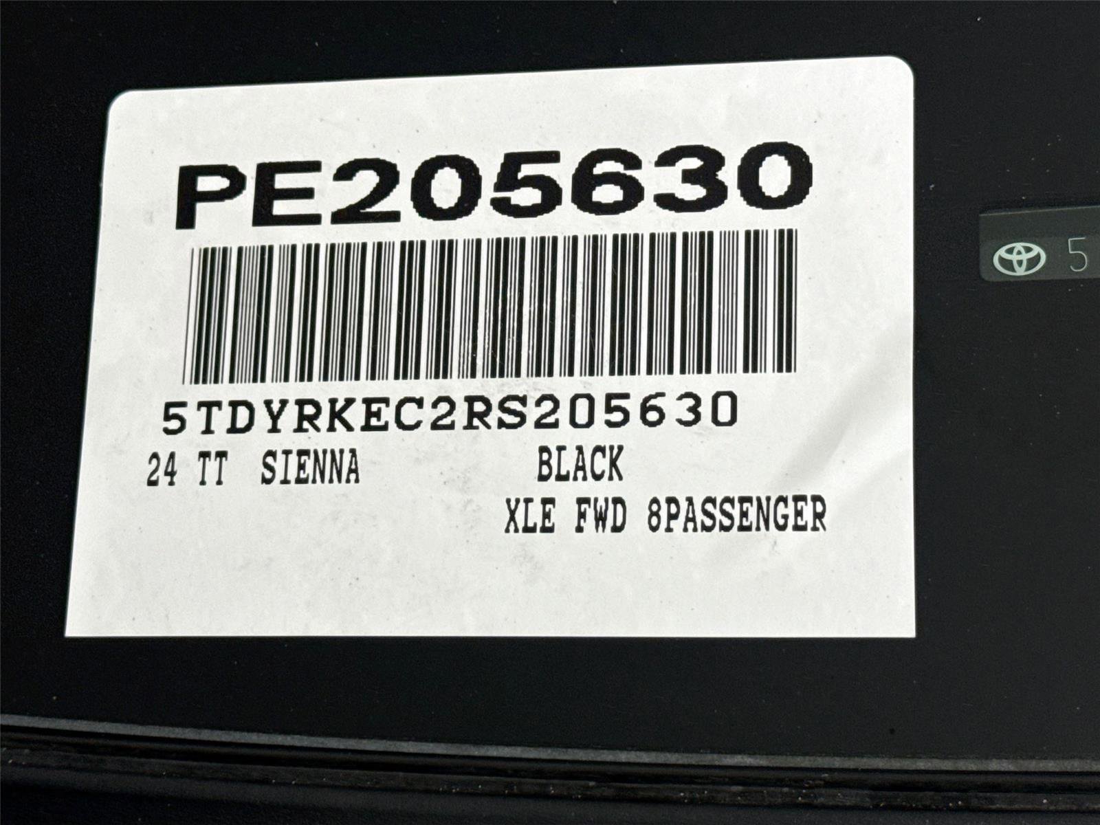 Certified 2024 Toyota Sienna XLE FWD image 45