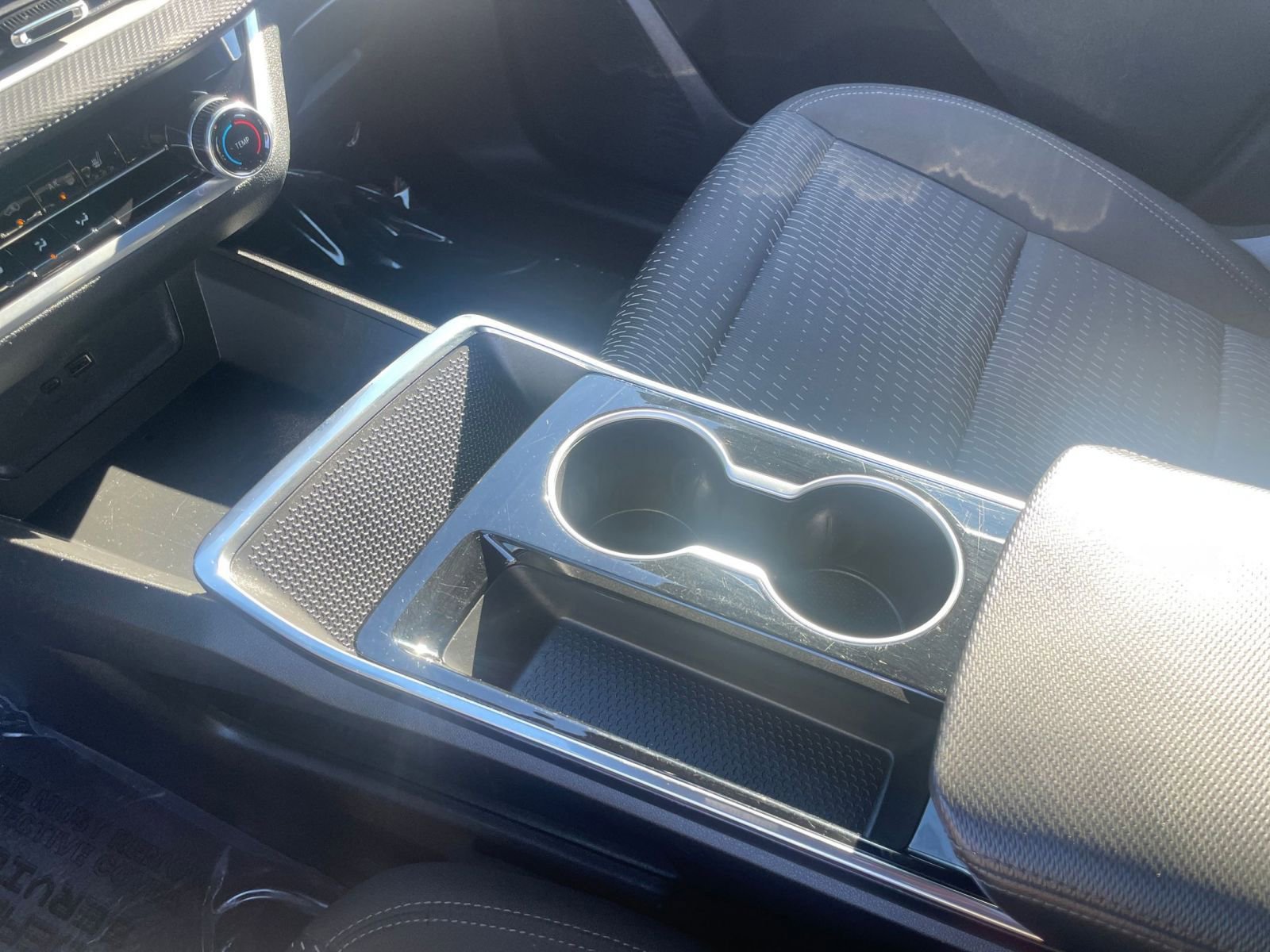 Used 2025 Chevrolet Equinox LT image 41