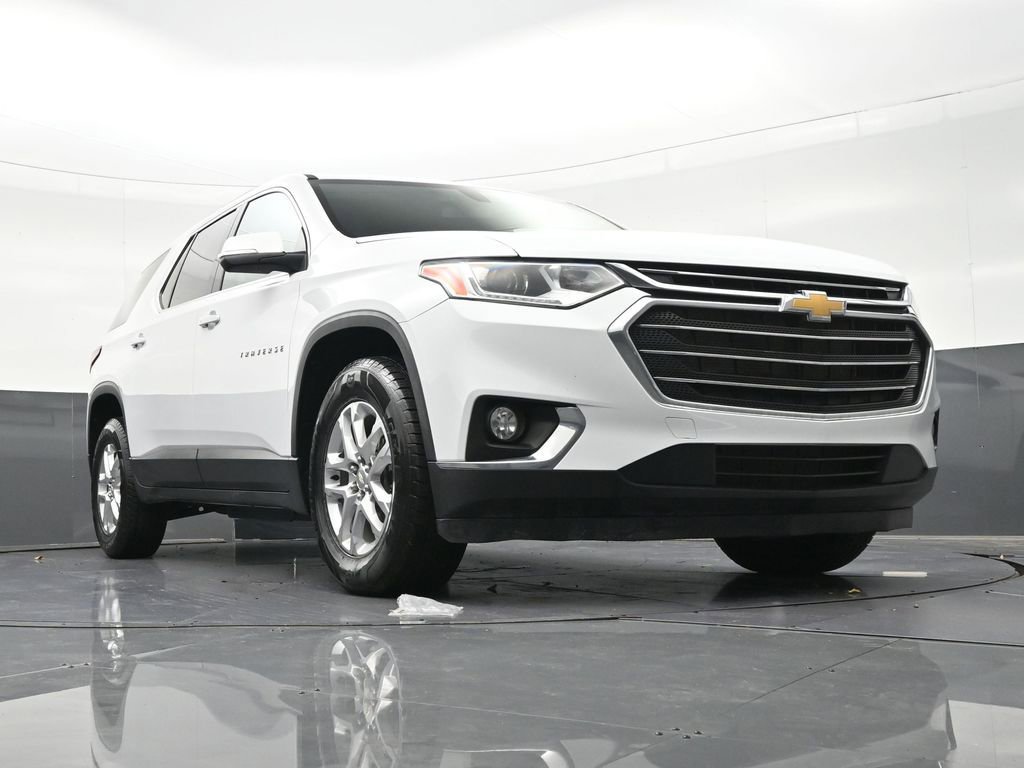 Used 2021 Chevrolet Traverse LT image 31