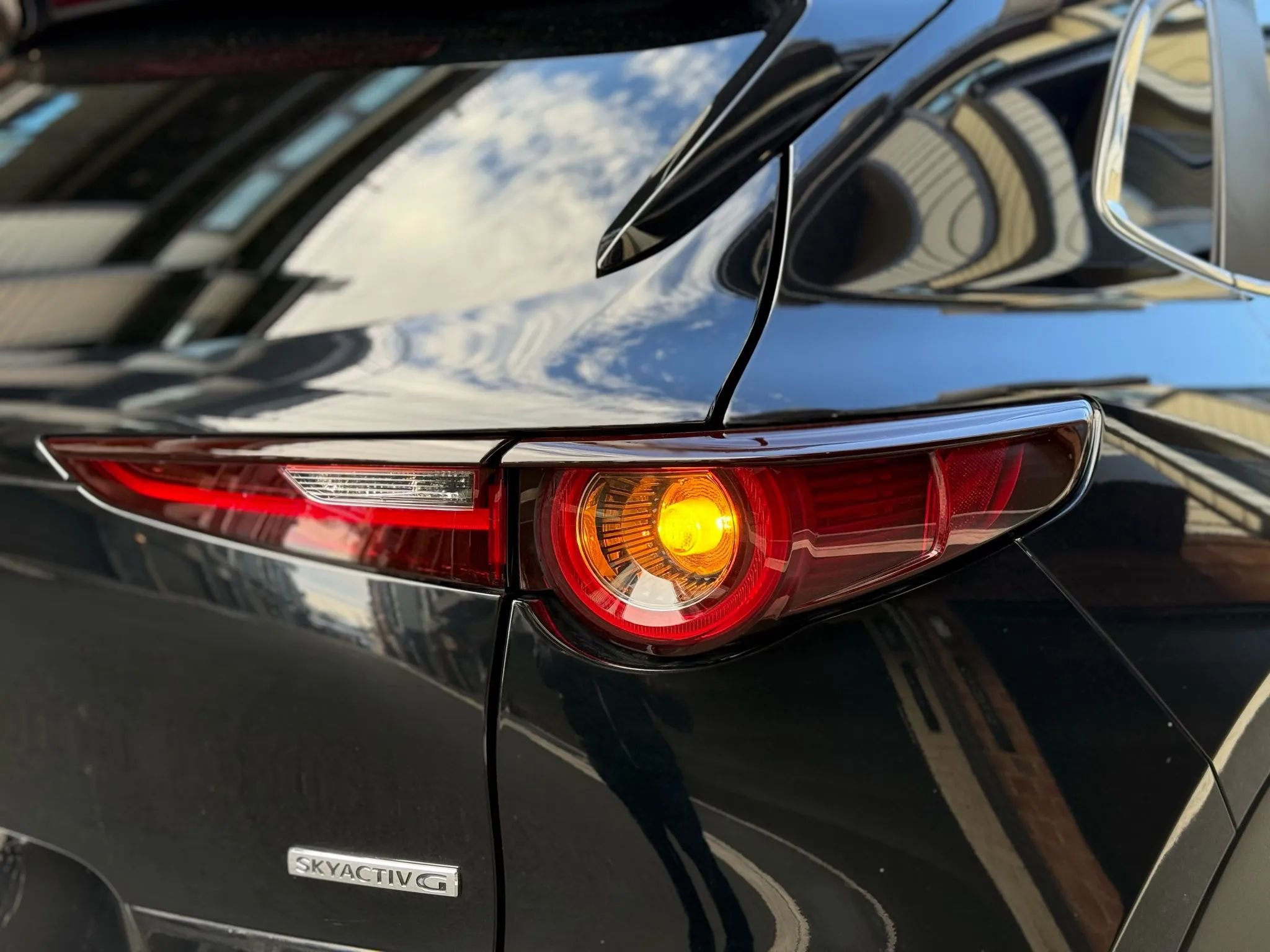 Used 2021 MAZDA CX-30 AWD 2.5 S w/ Select Package image 32