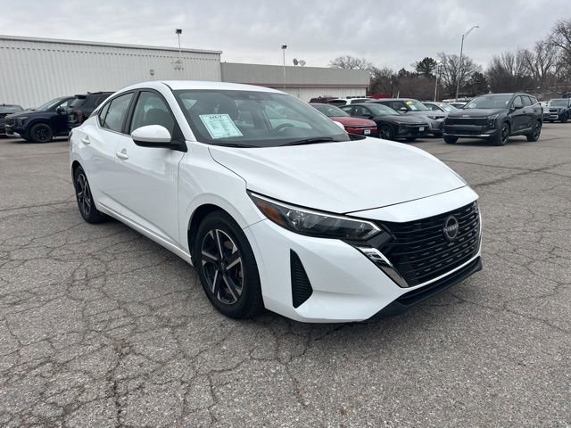 Used 2024 Nissan Sentra SV image 3