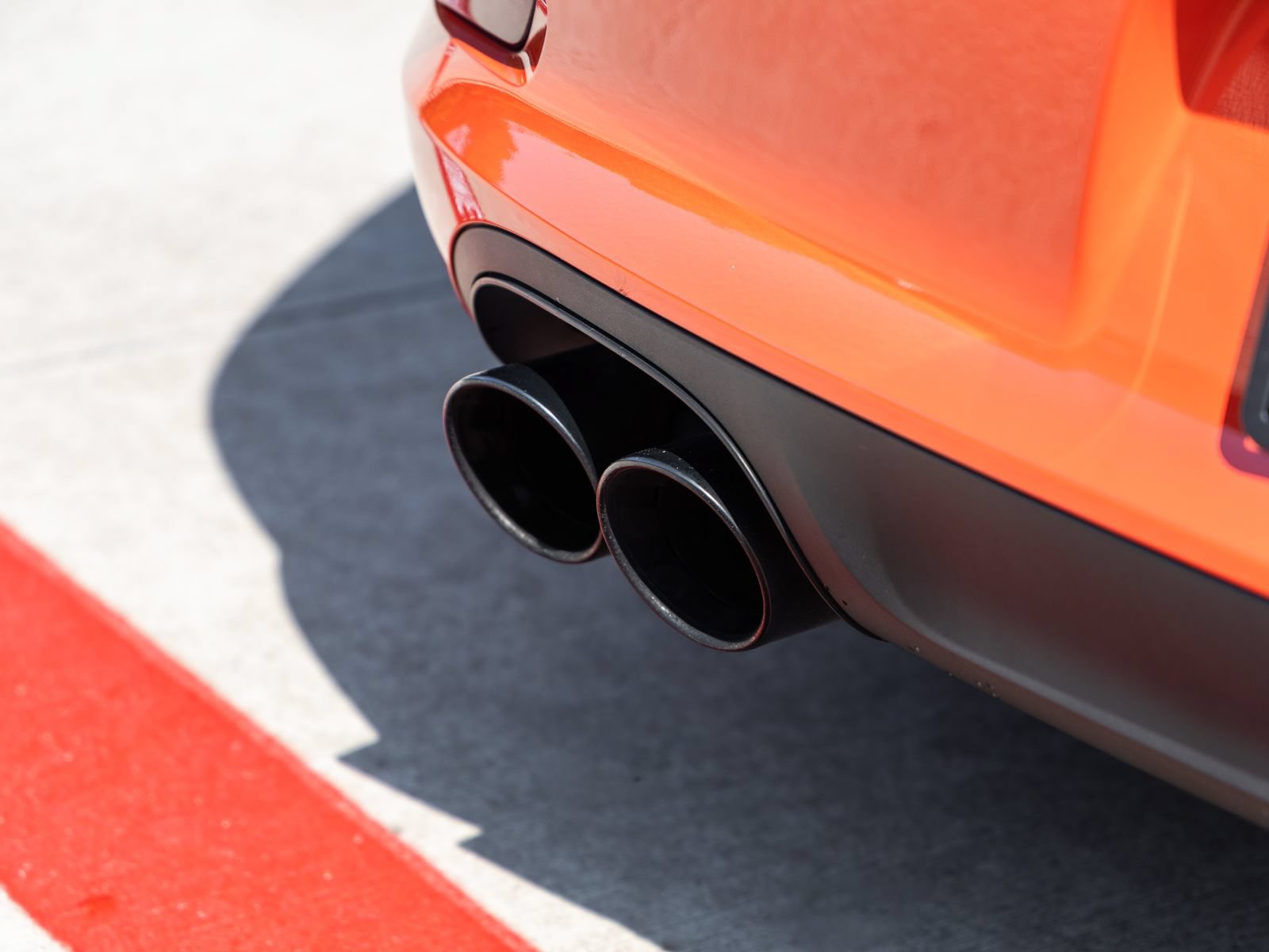 Certified 2016 Porsche 911 Carrera GTS RWD image 18