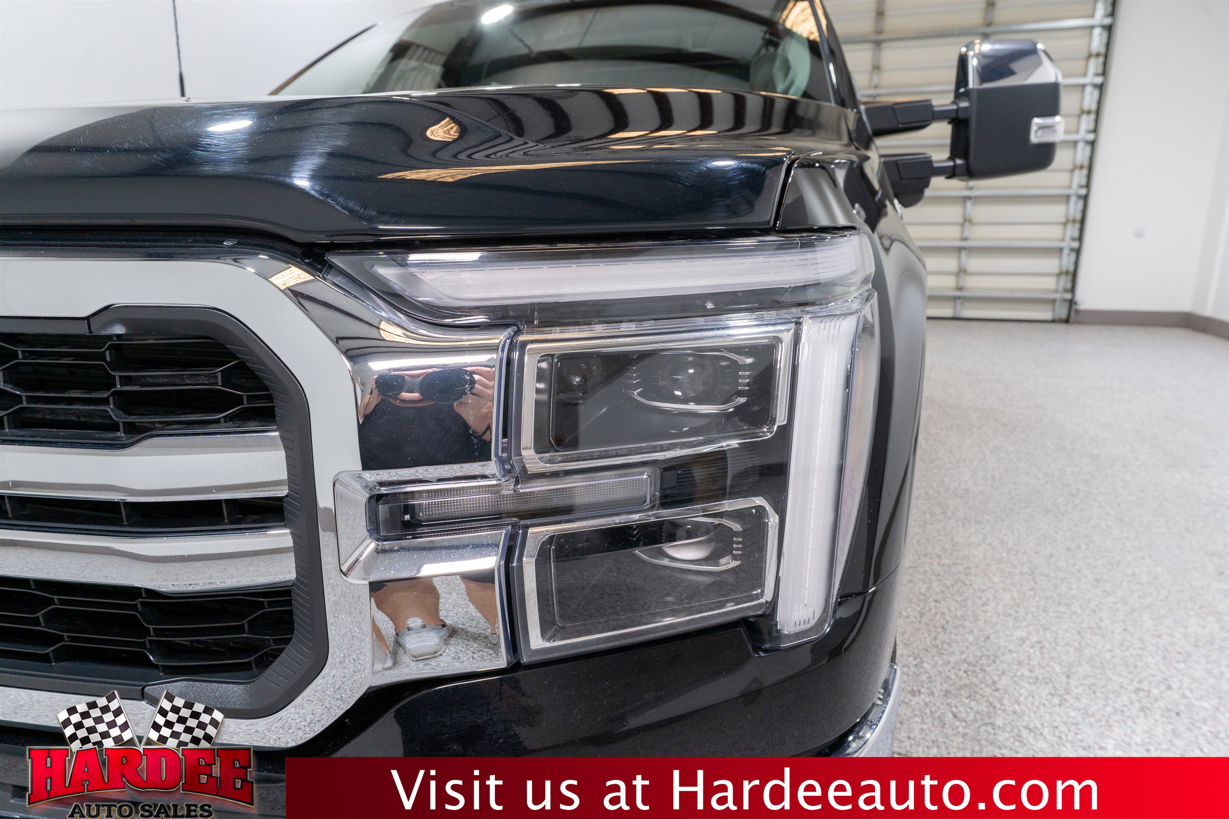 Used 2024 Ford F150 Lariat w/ Bed Utility Package AWD/4WD image 8