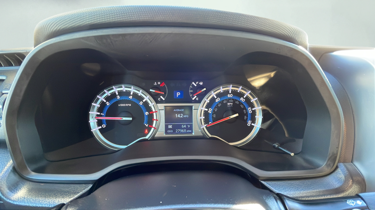 Certified 2018 Toyota 4Runner SR5 Premium AWD/4WD image 12