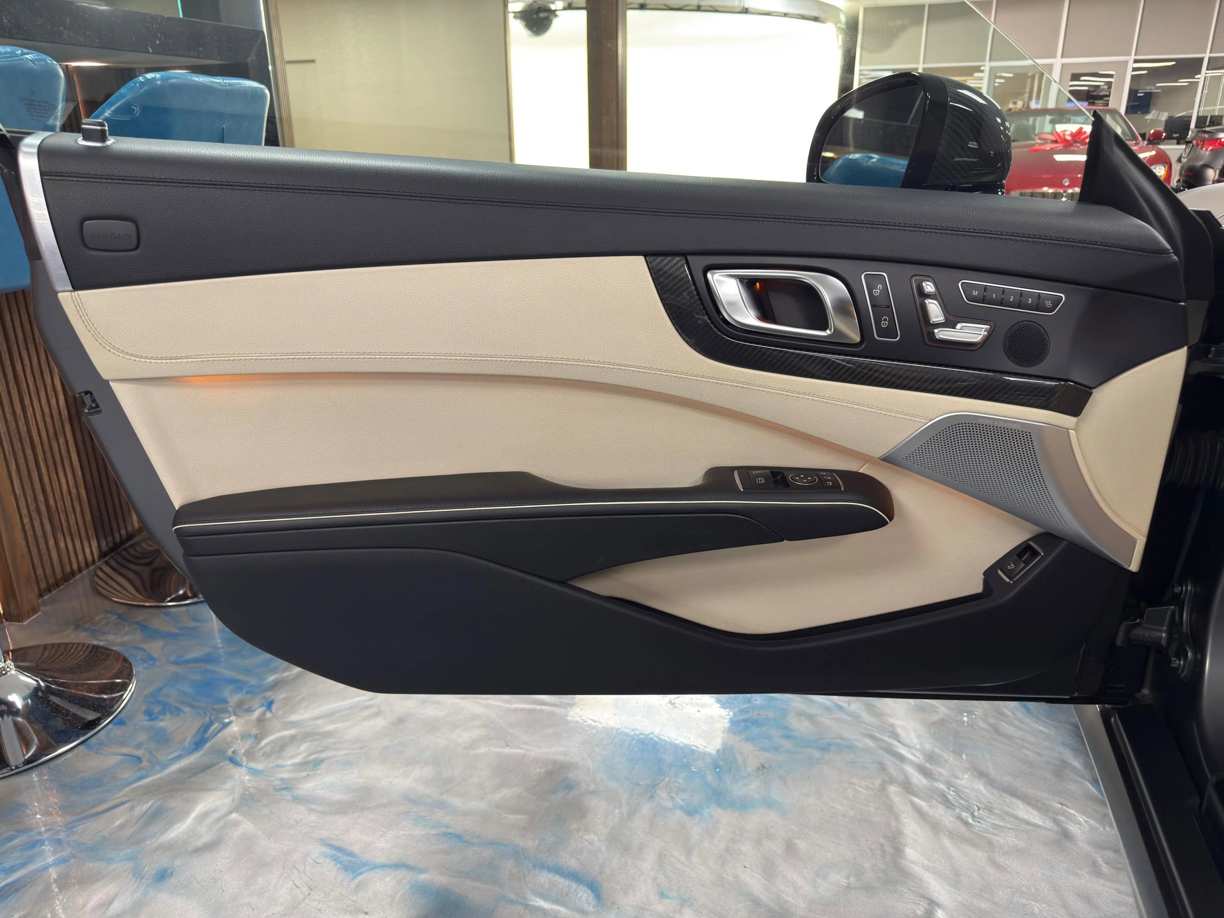 Used 2013 Mercedes-Benz SL 63 AMG image 17