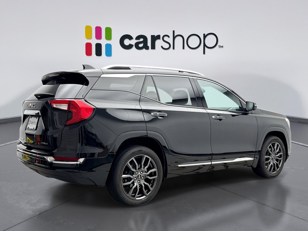 Used 2023 GMC Terrain Denali w/ Black Diamond Edition AWD/4WD image 5