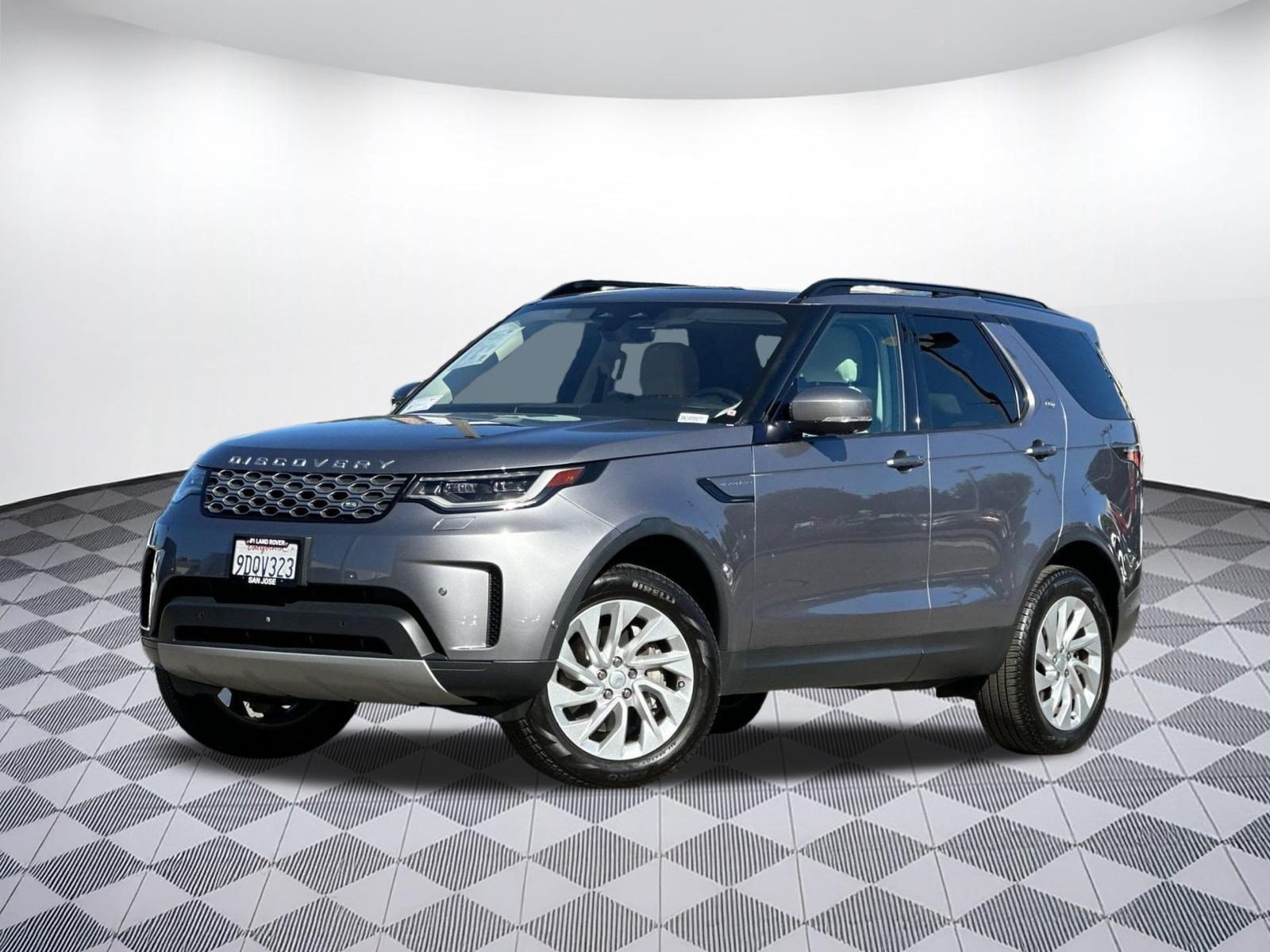 Used 2022 Land Rover Discovery S AWD/4WD image 31