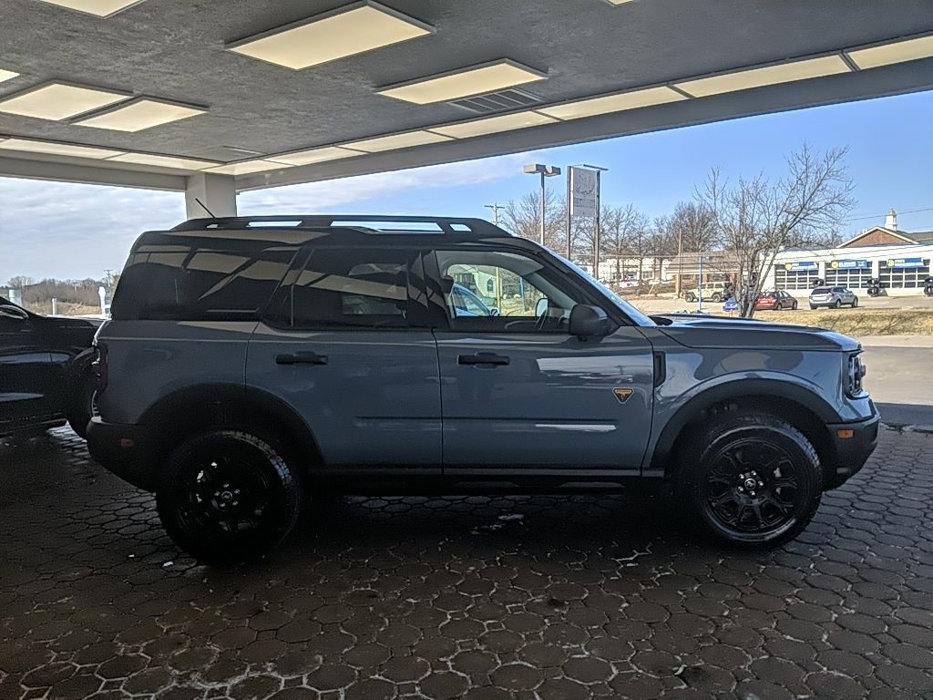Used 2025 Ford Bronco Sport Badlands image 4