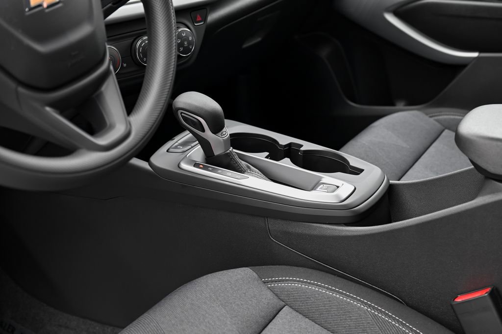 New 2026 Chevrolet Trax LS w/ LS Convenience Package FWD image 25