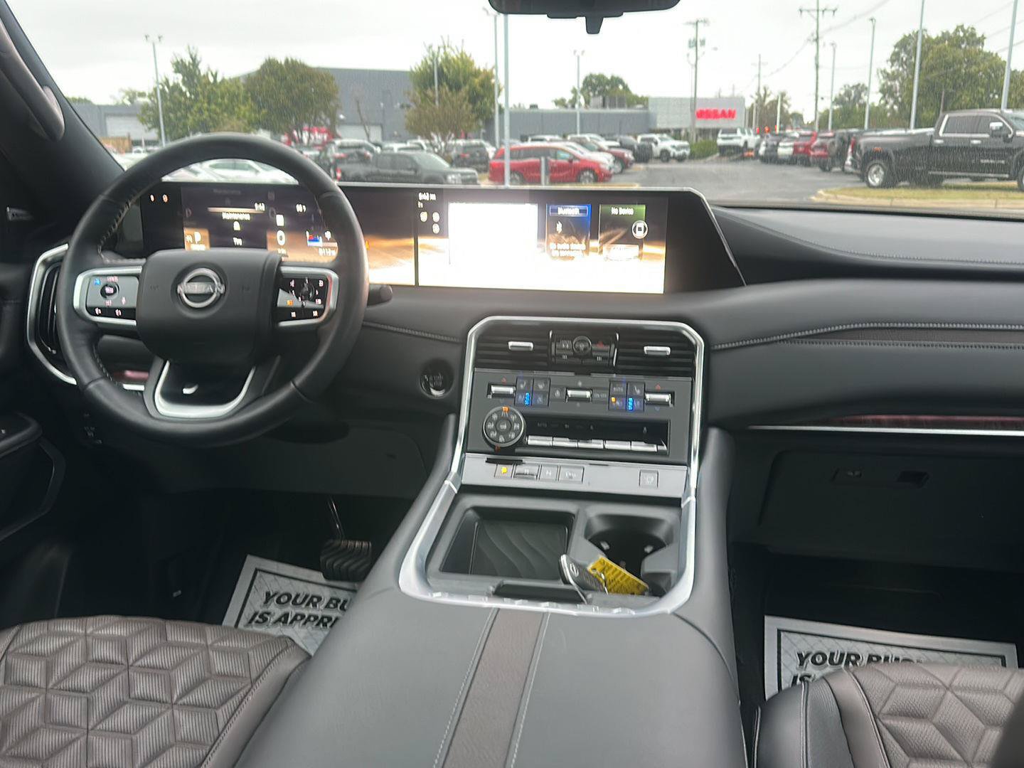 Used 2025 Nissan Armada Platinum w/ Convenience Package AWD/4WD image 13